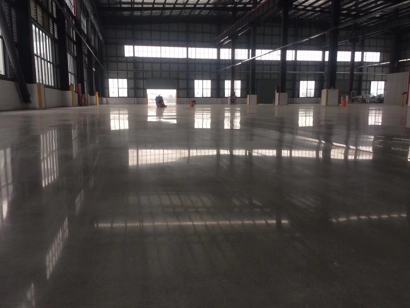 旧地面固化翻新